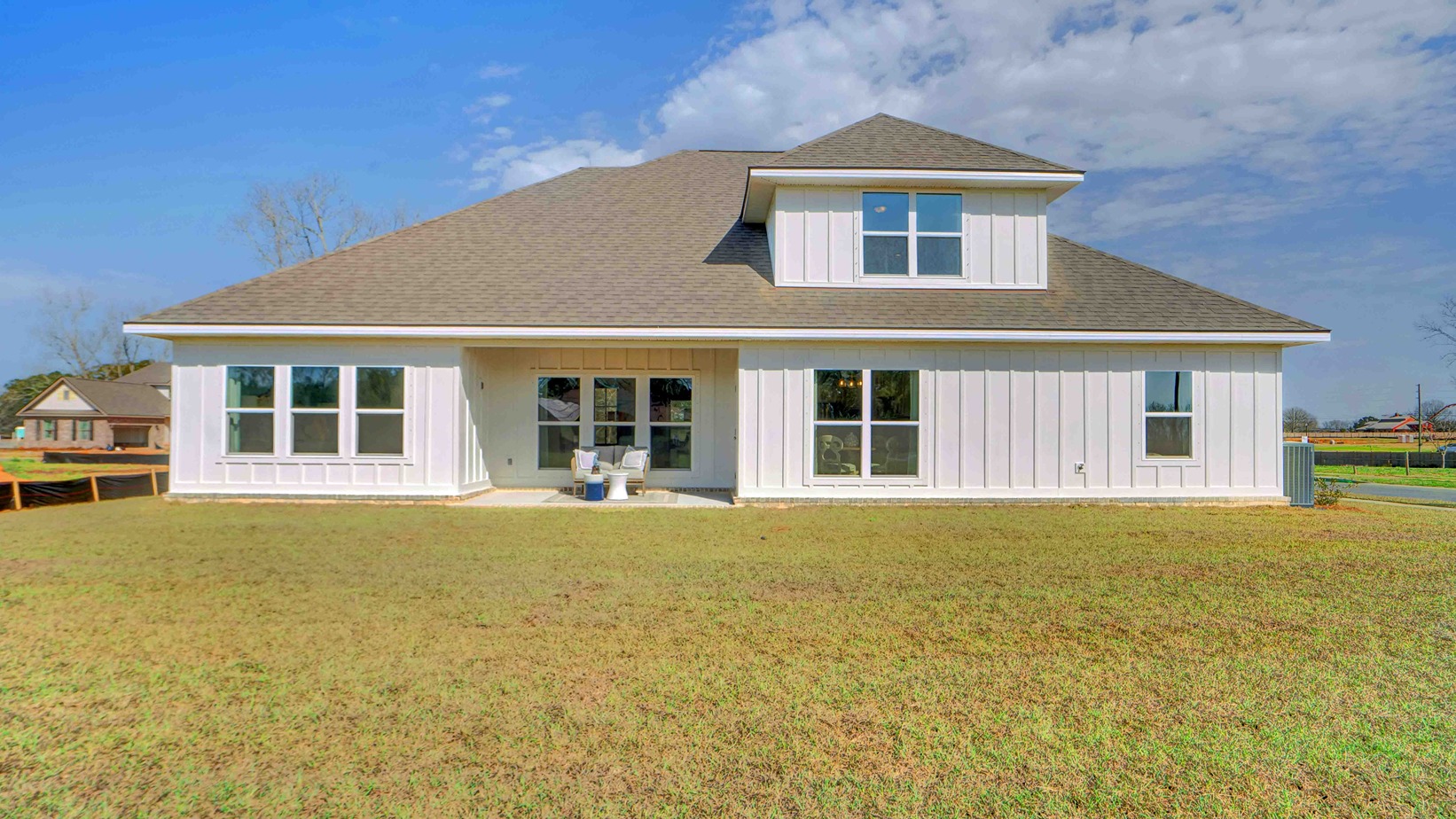 Elm model home exterior.