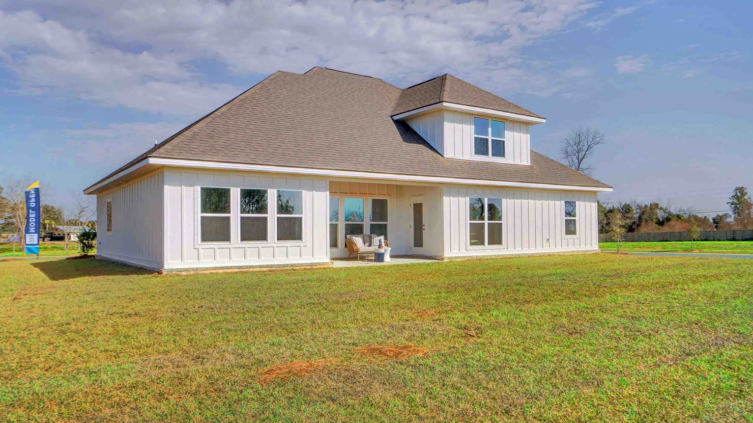 Elm model home exterior.