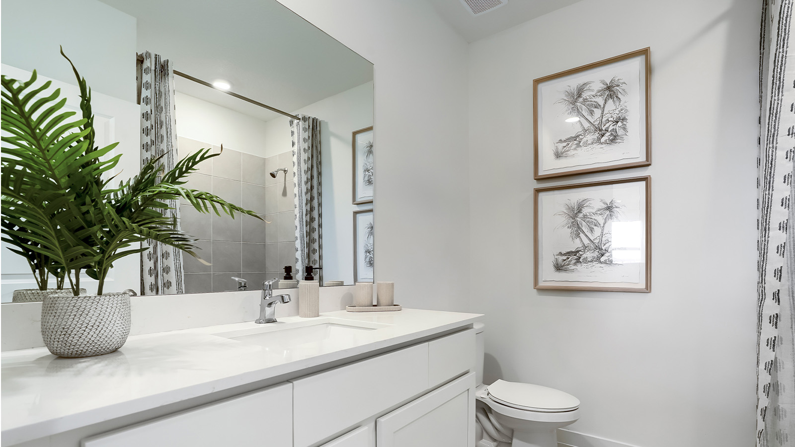 bathroom2 with tub