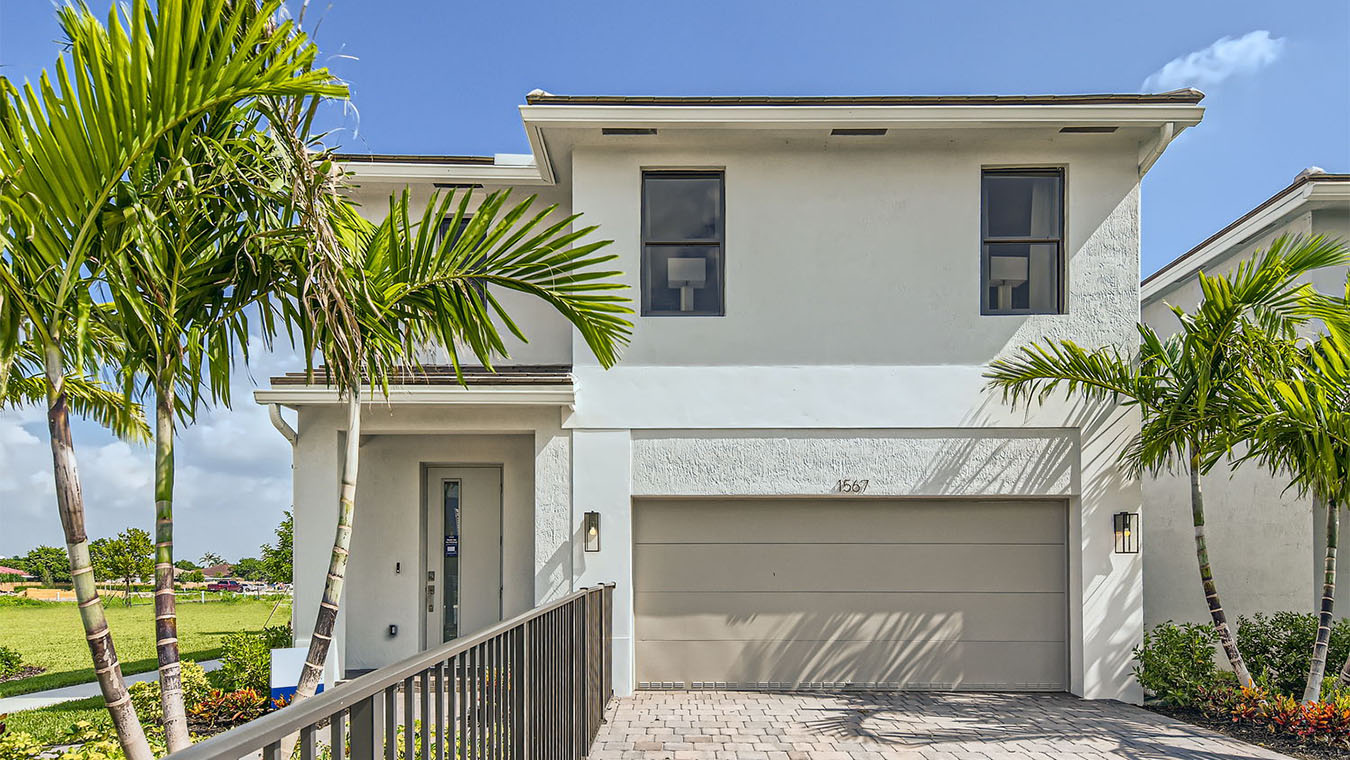 Robie floor plan — Exterior Front