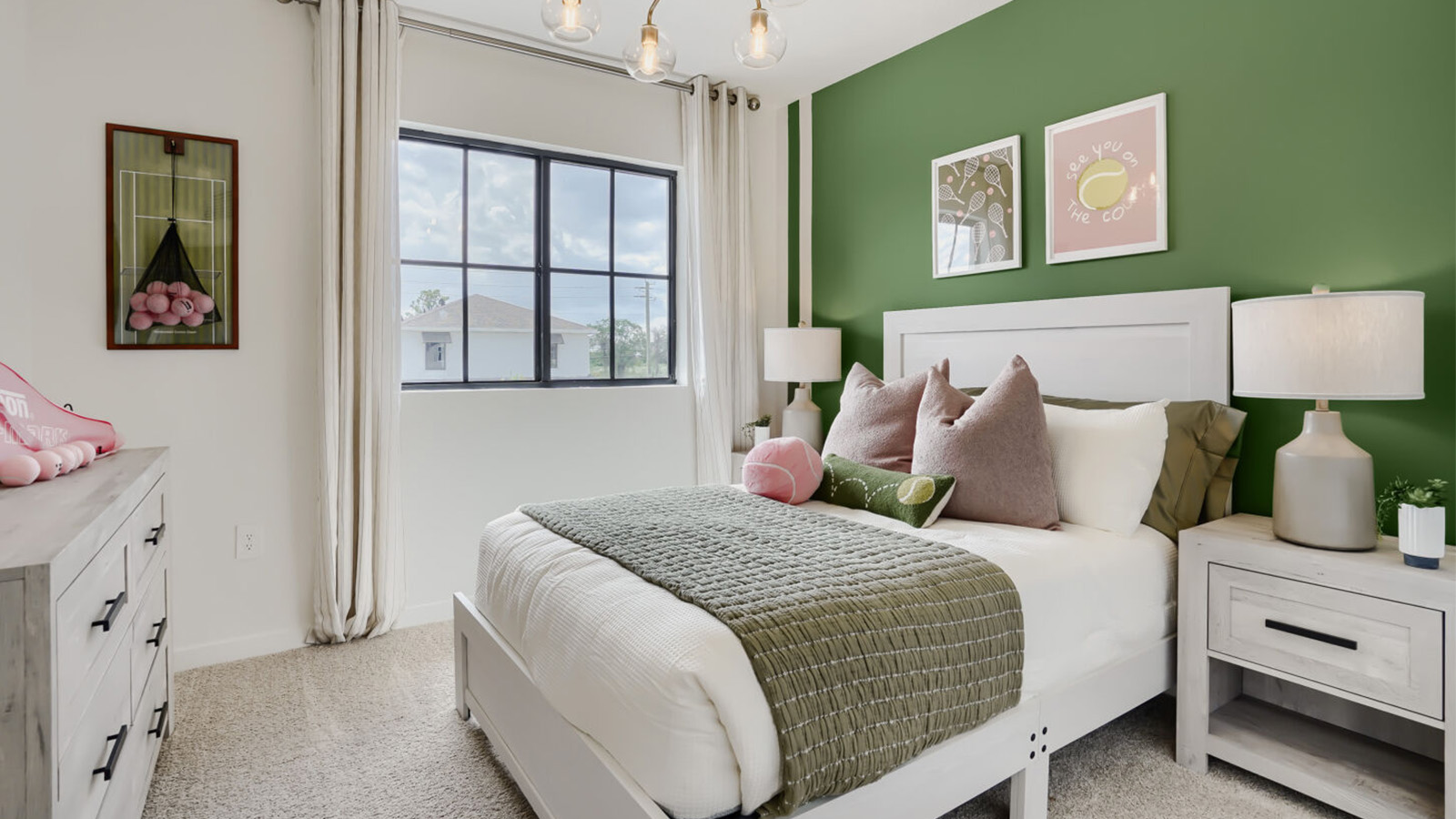 secondary bedroom