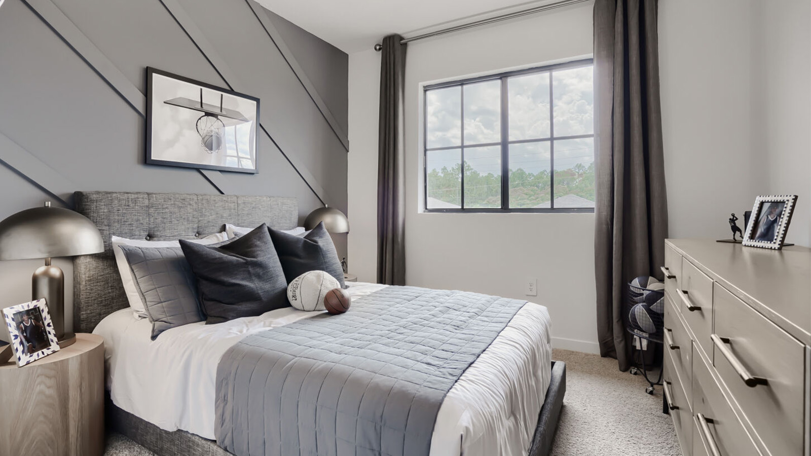 secondary bedroom