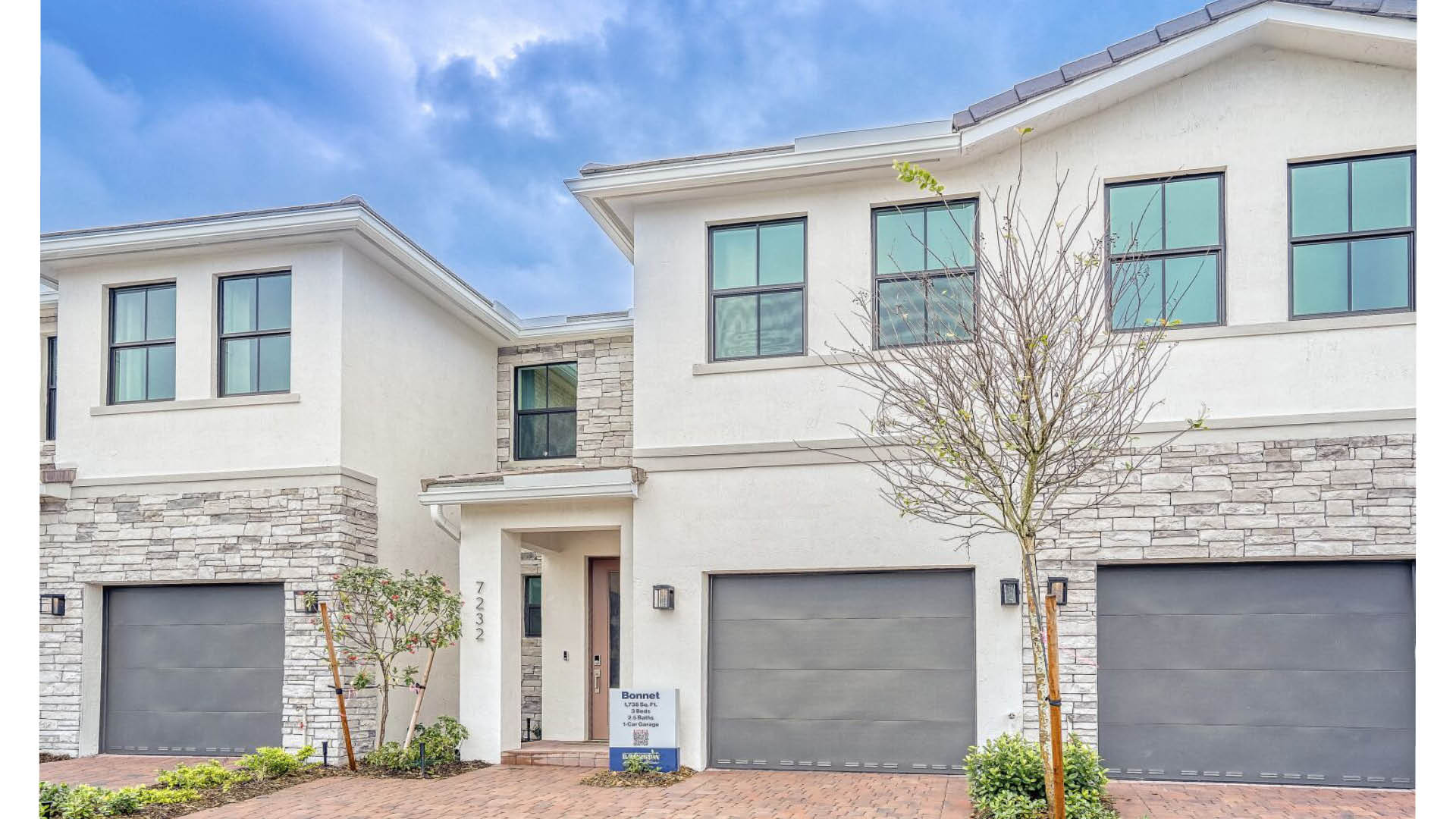 Vineyards Townhomes Exterior
