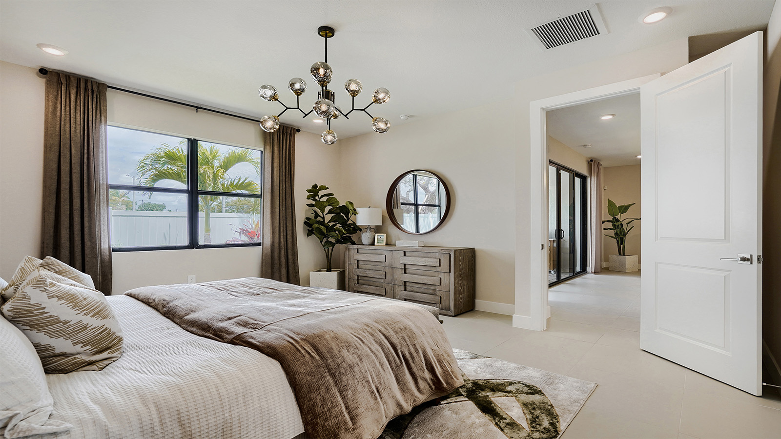 secondary bedroom