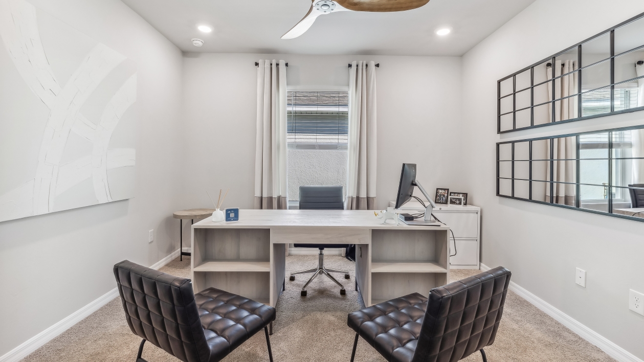 Inside of the Cali Model home