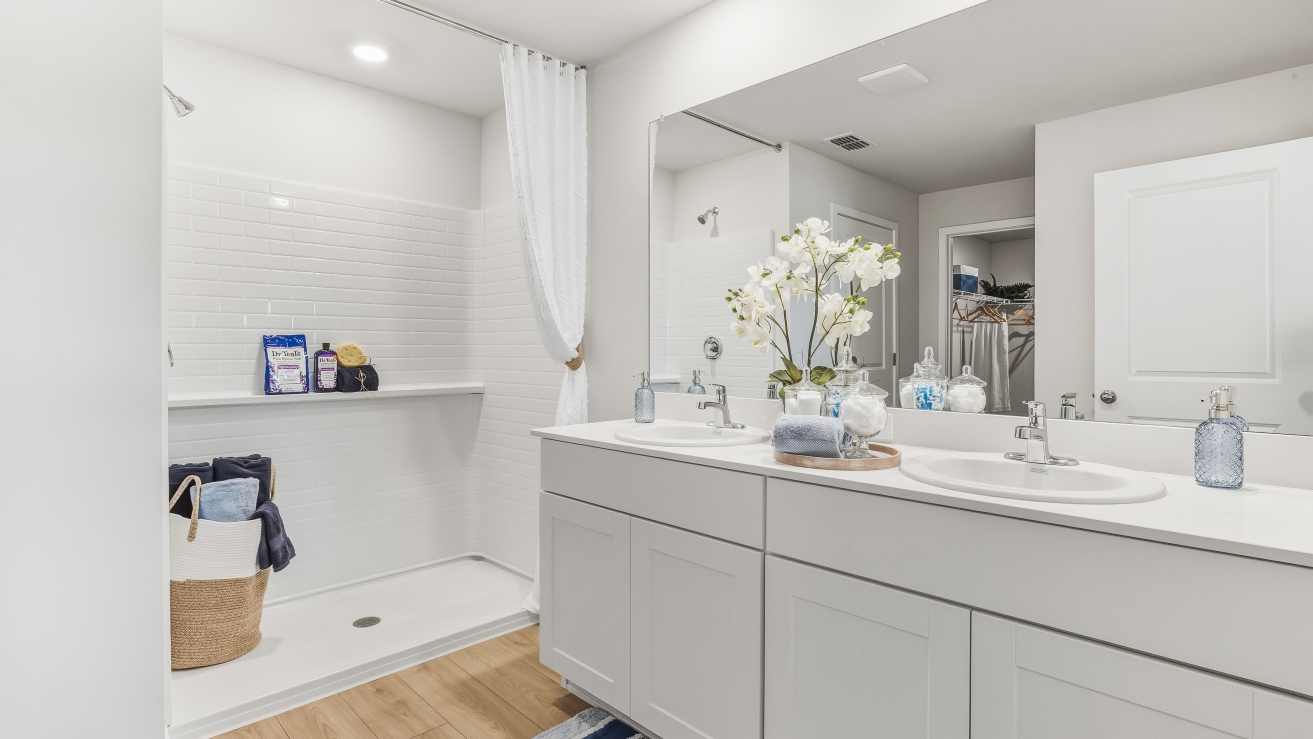 Inside of the Cali C model in Coral Lakes