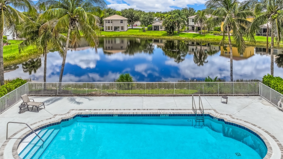 Lakes of Estero Amenity Center