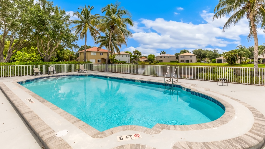 Lakes of Estero Amenity Center