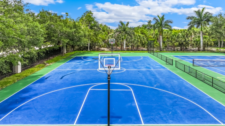Lakes of Estero Amenity Center