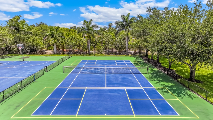 Lakes of Estero Amenity Center