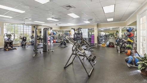 Magnolia Landing Amenity Center gym with weightlifting machines and cardio machines/