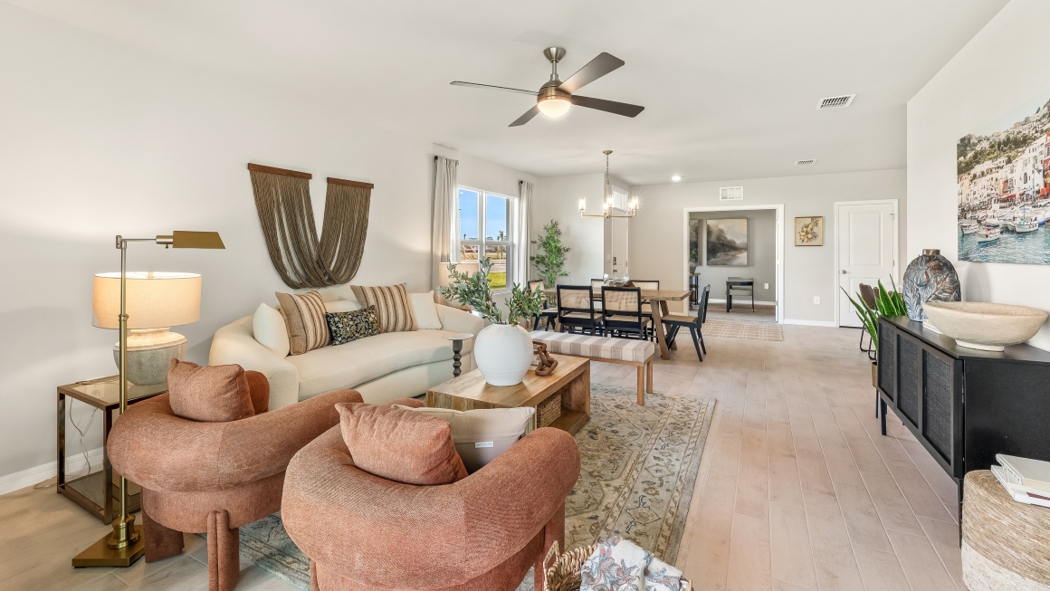 Inside of the Carrington Model in Central Parc