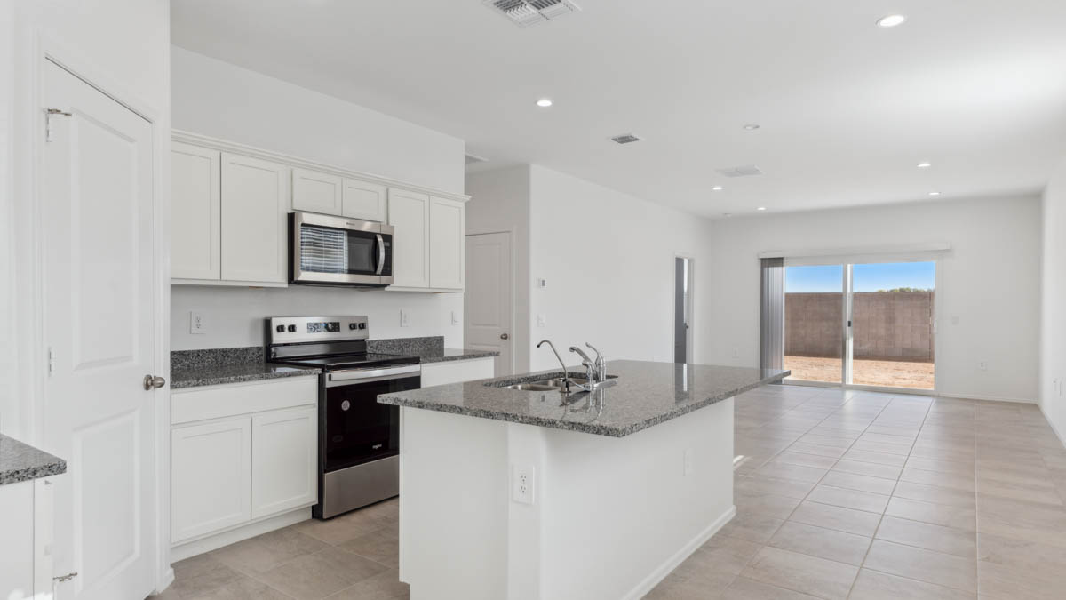 Kitchen & Great Room