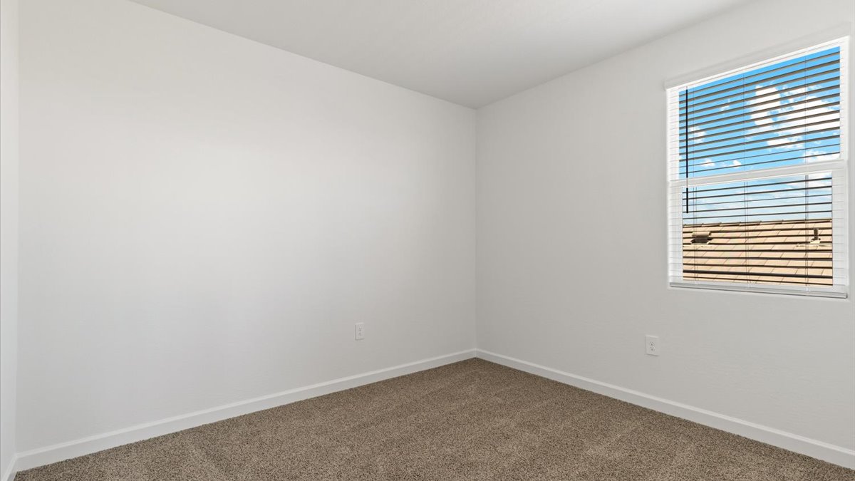 Guest bedroom