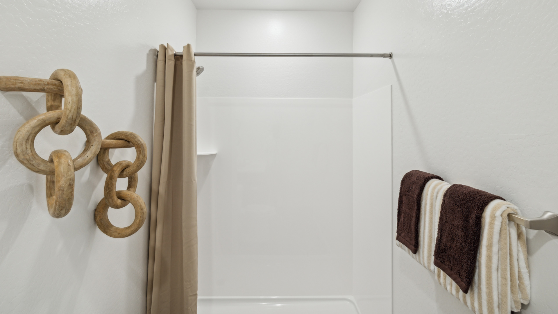 secondary bathroom