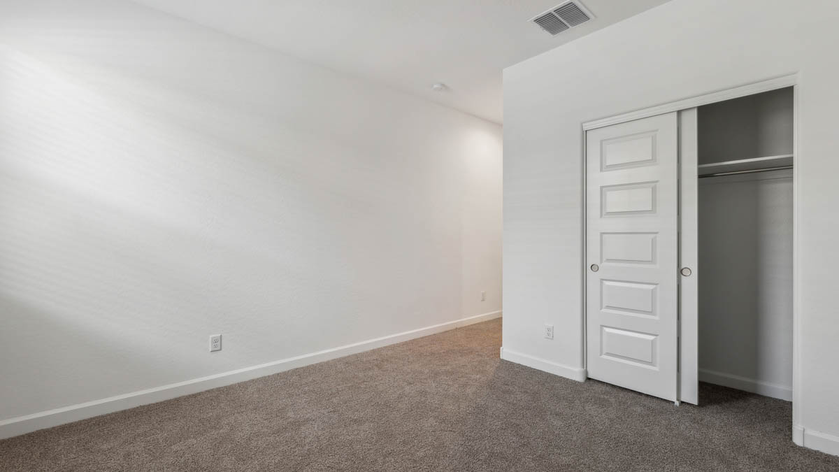 Guest bedroom