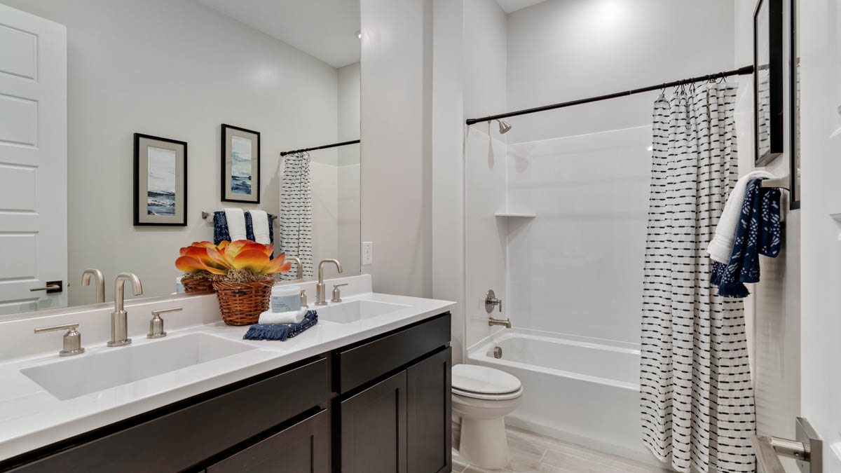 Arabella Little Rock Model