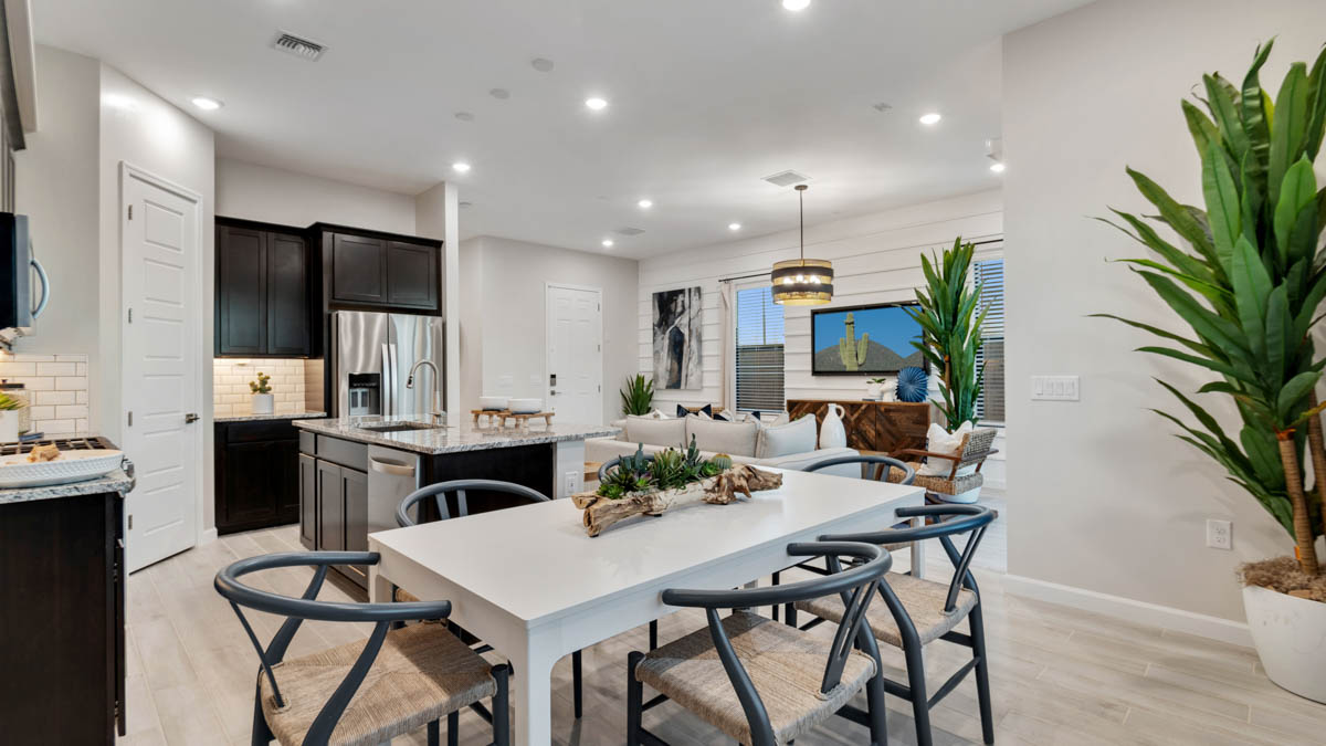 Arabella Little Rock Model