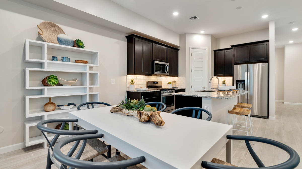 Arabella Little Rock Model