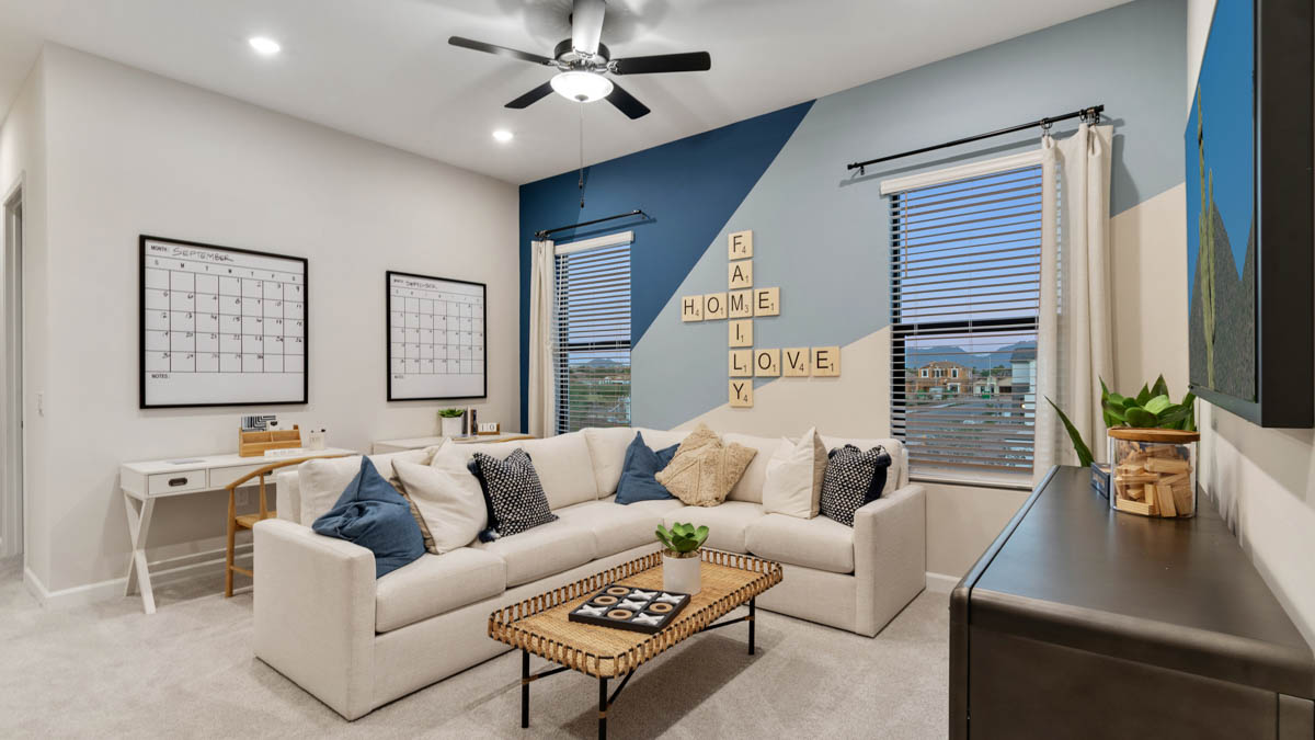 Arabella Little Rock Model