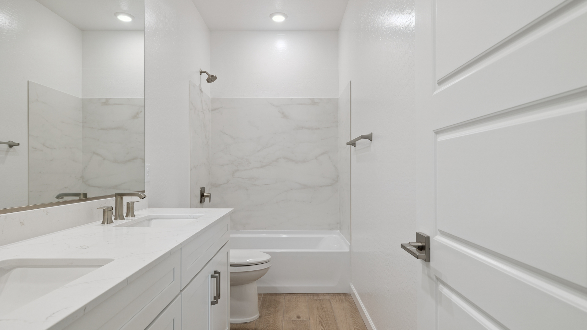 A well-designed bathroom emphasizing functionality and contemporary style.