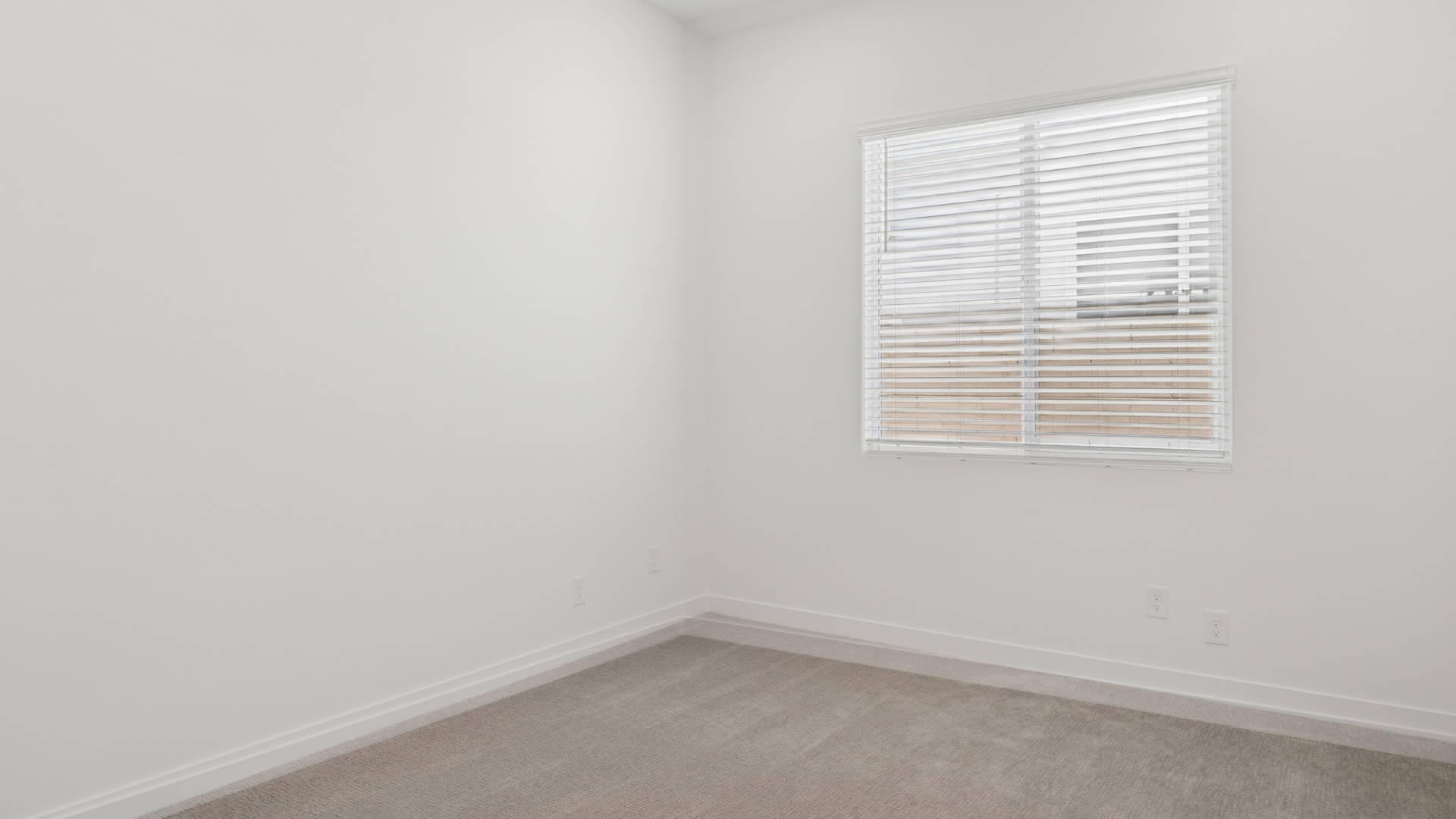 secondary bedroom
