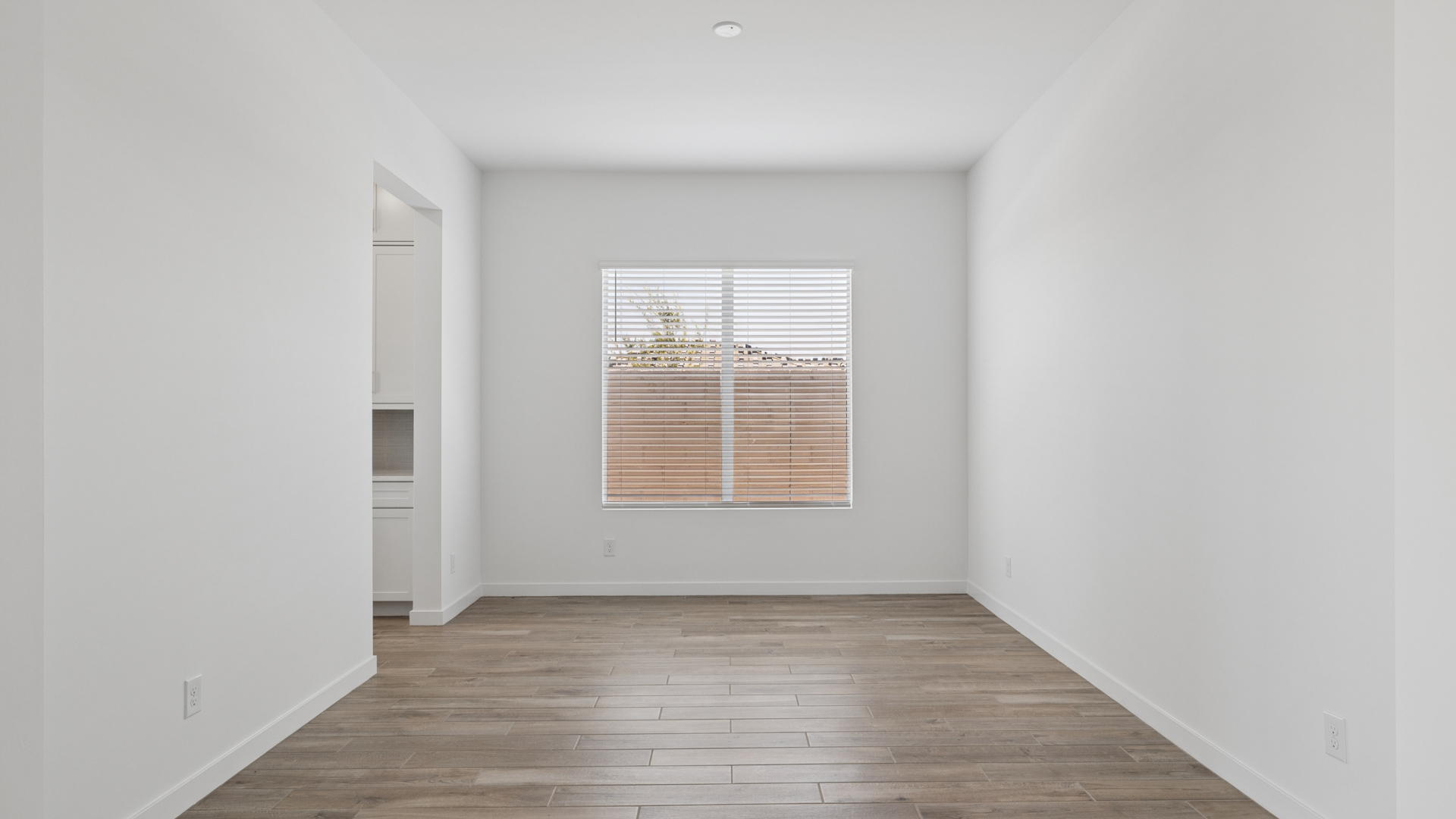 formal dining room attached to kitchen