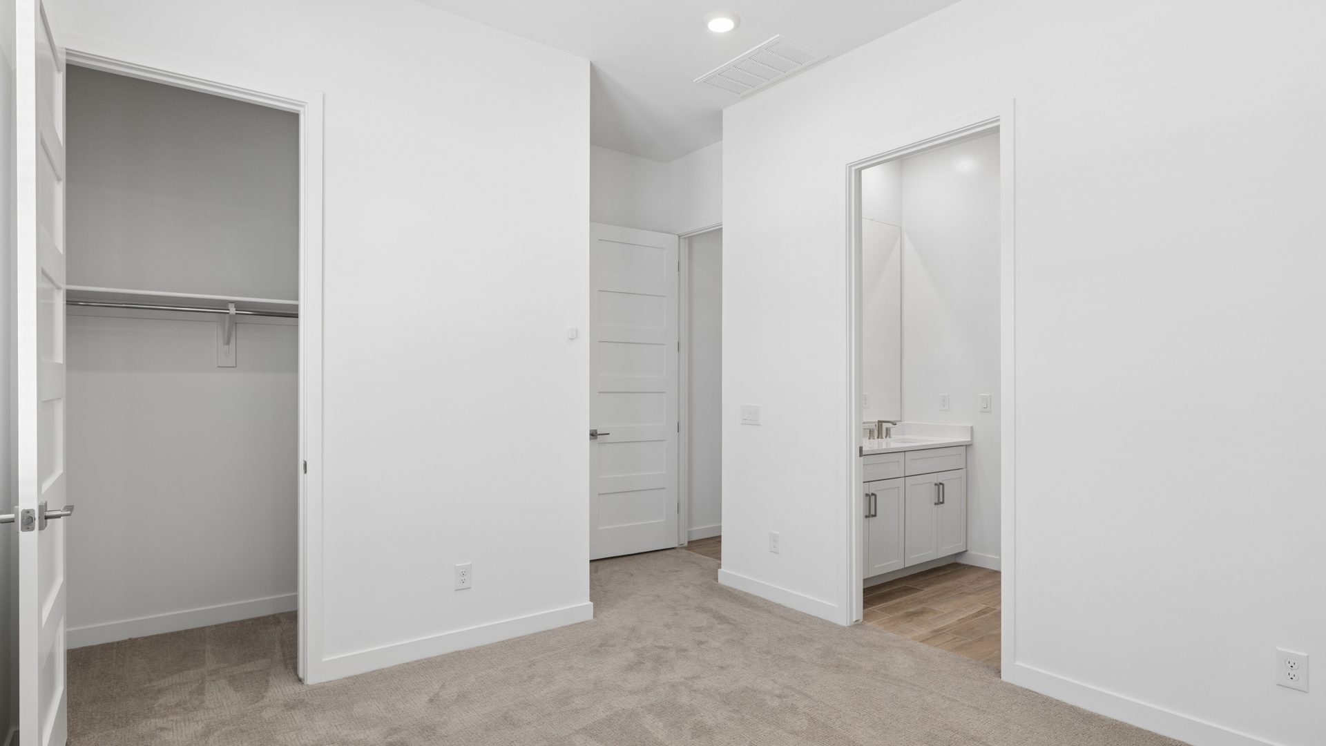 secondary bedroom