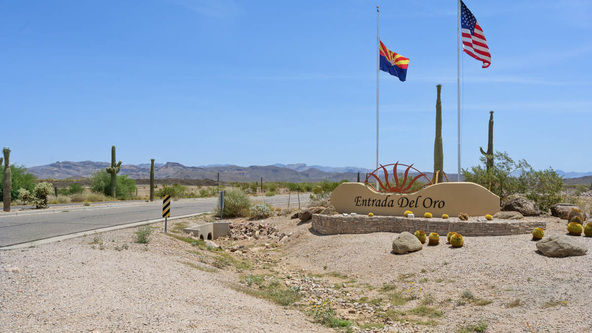 Entrada Del Oro Community