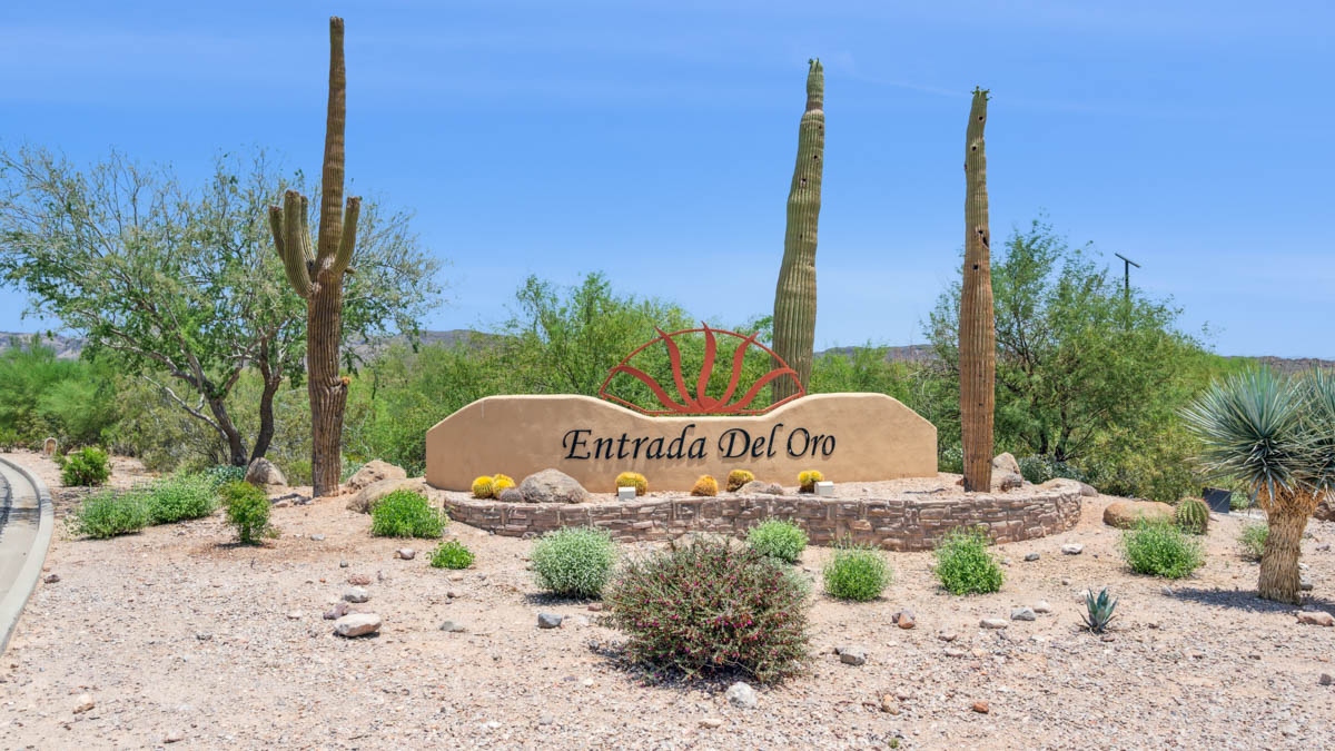 Entrada Del Oro Community