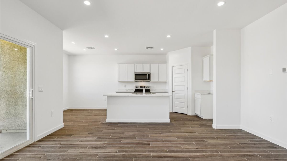 Ashburn kitchen and great room