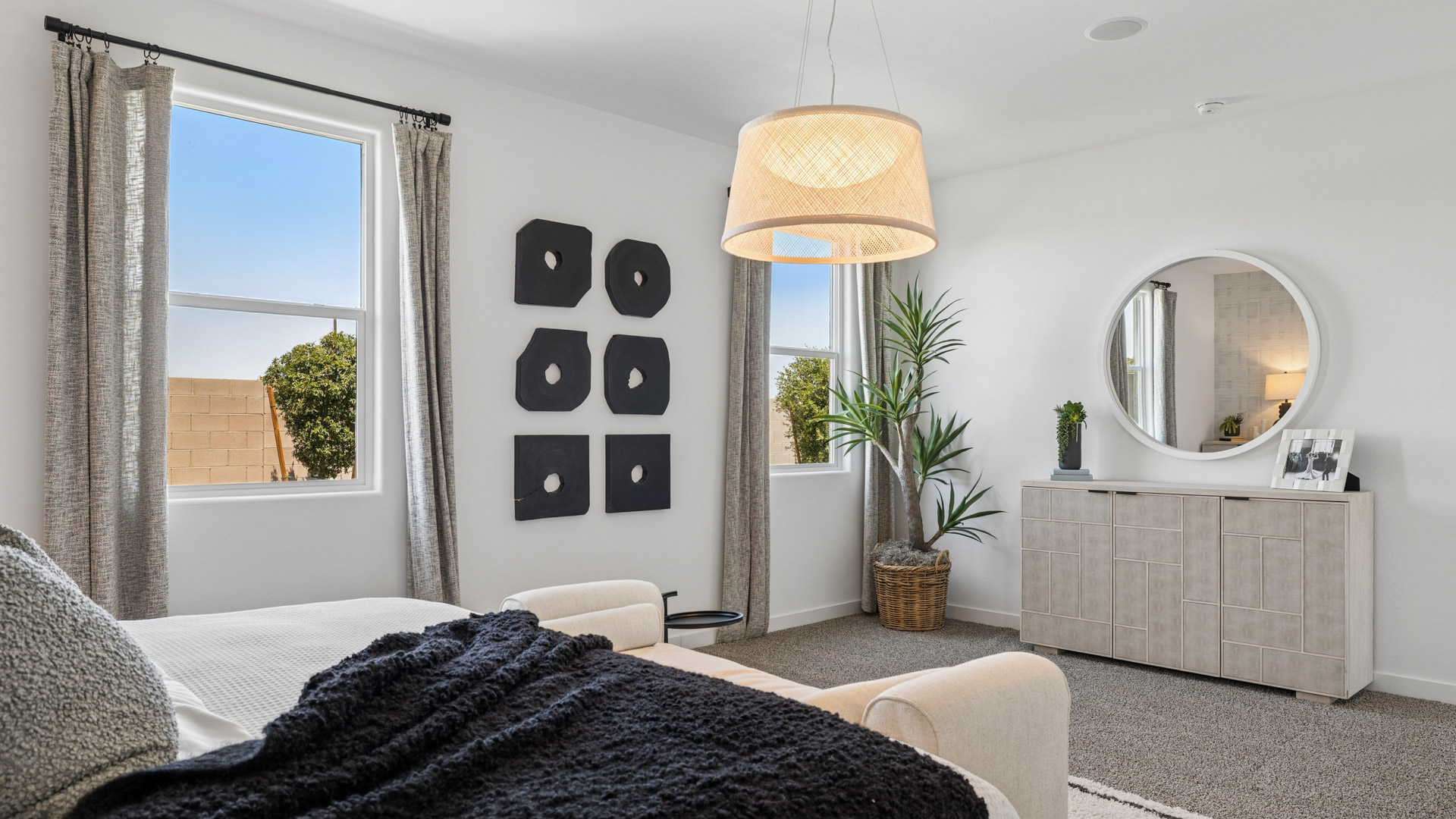 primary suite with walk in closet