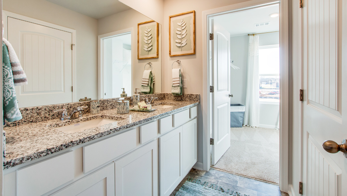 New Homes in HLE Villages at Hunters Point Lebanon, TN D.R. Horton