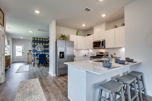 Kitchen with peninsula.