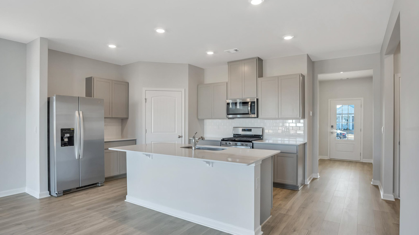 Modern kitchen with quartz countertops