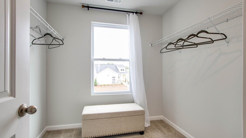 Walk-in closet