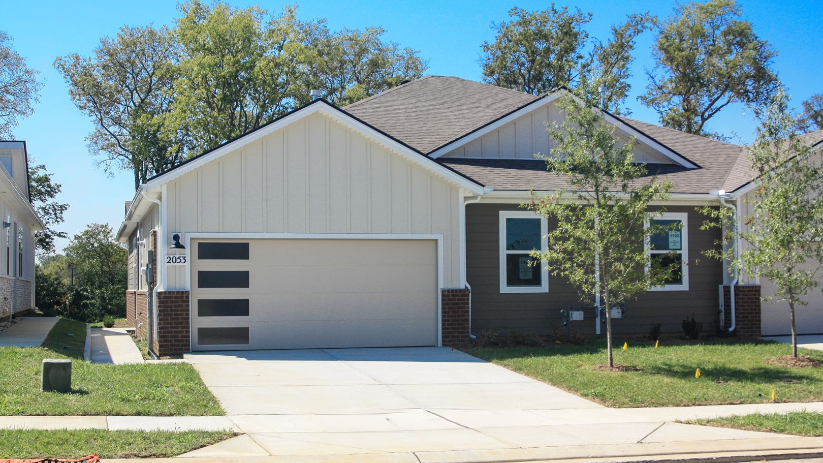 2184 HOLMESBURG PVT CIRCLE exterior