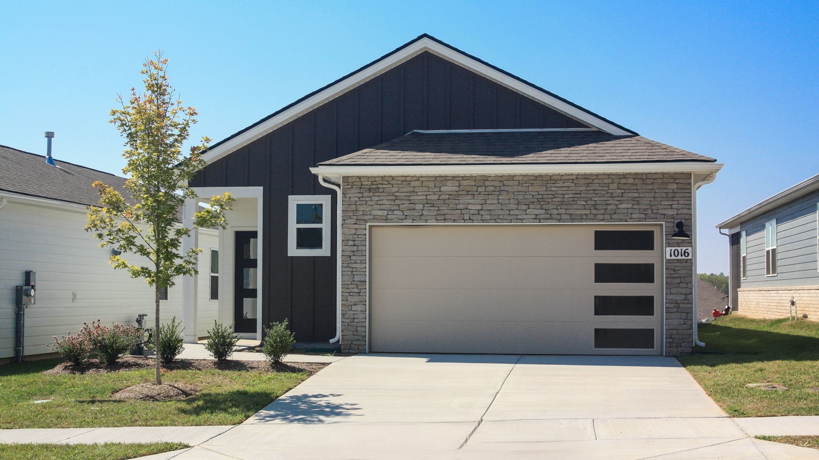 329 Apollo Pvt Way exterior
