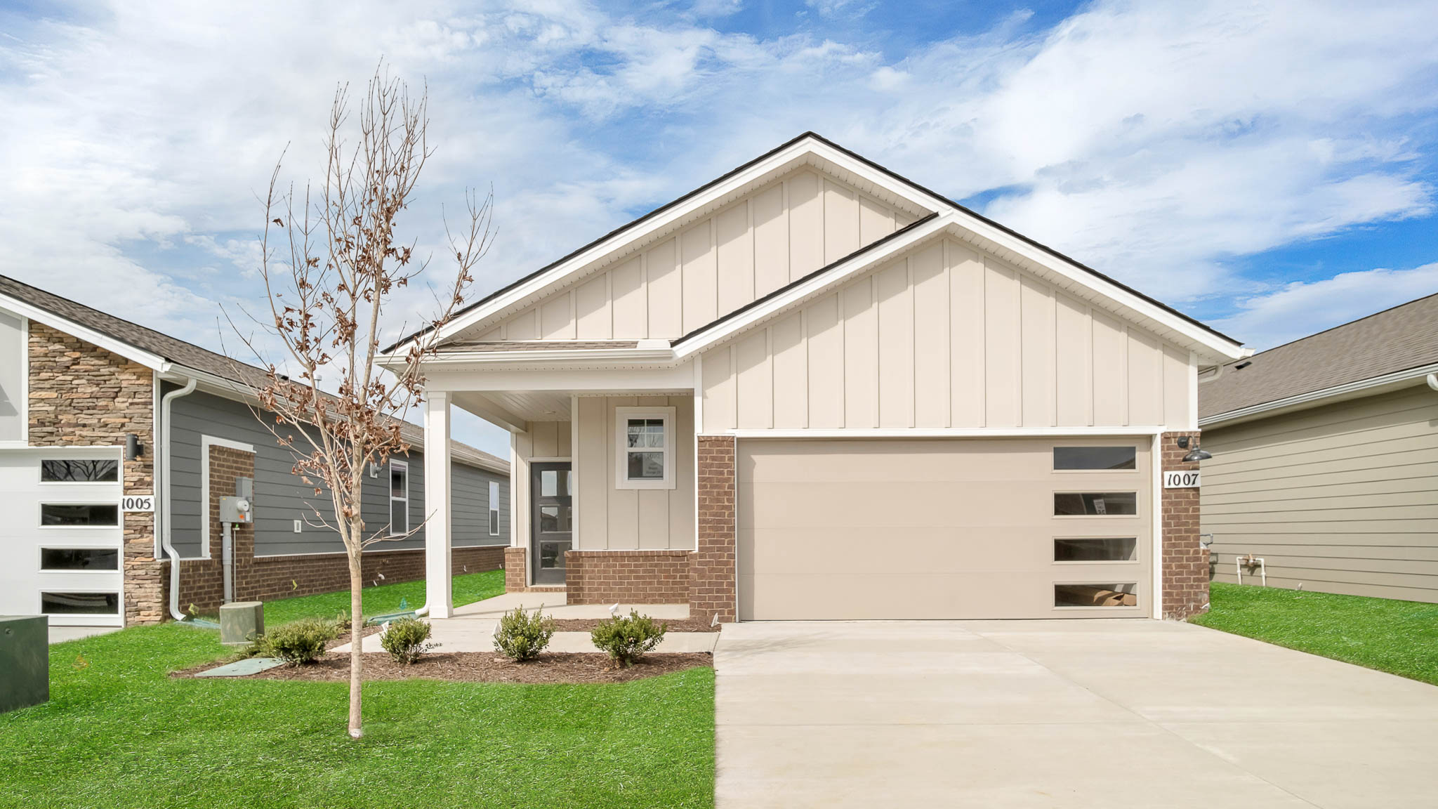 321 APOLLO PVT WAY exterior