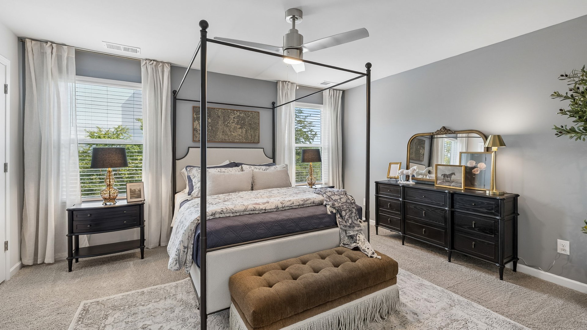 Primary Bed of Franklin townhome