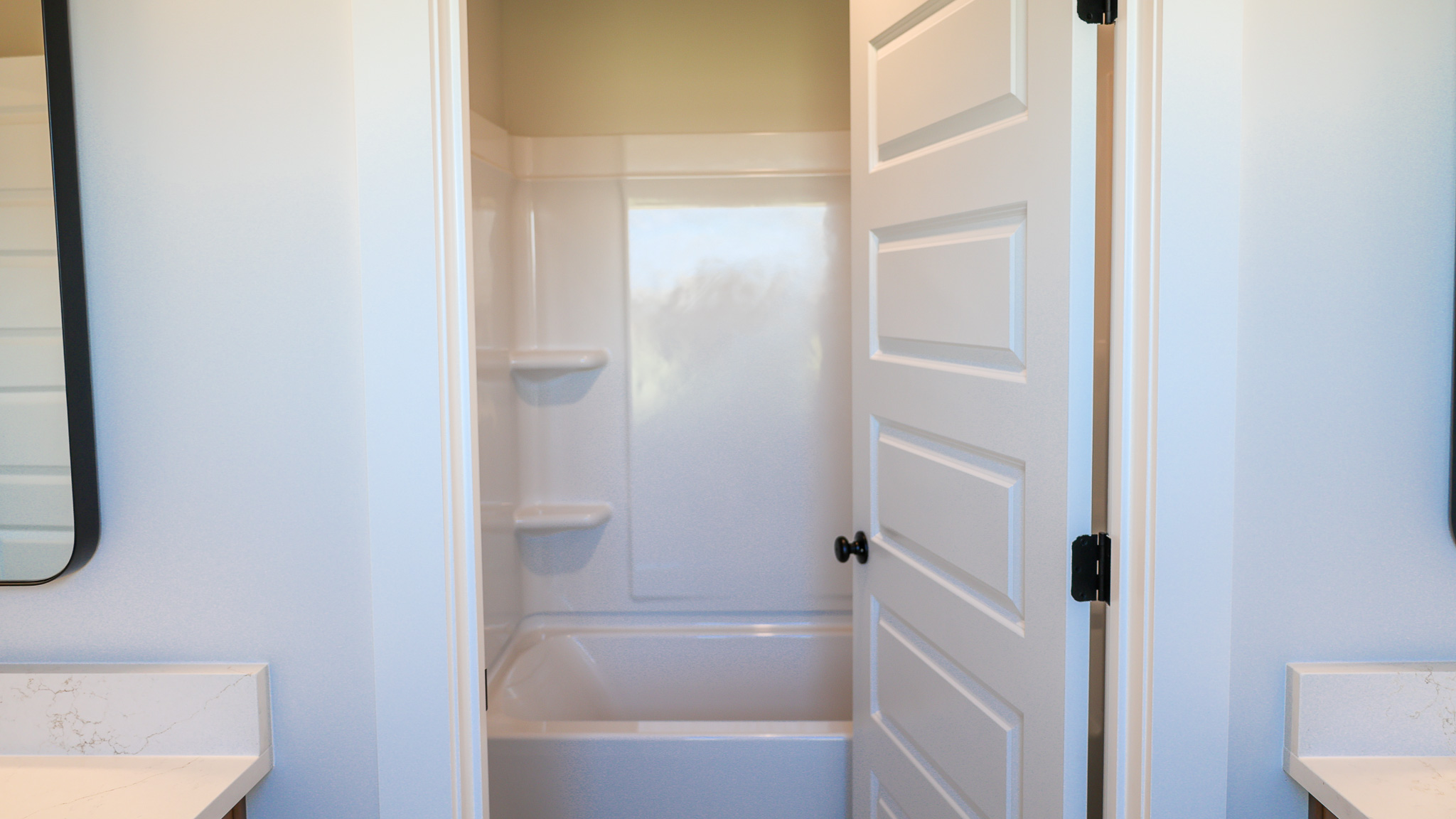 jack and jill bathroom