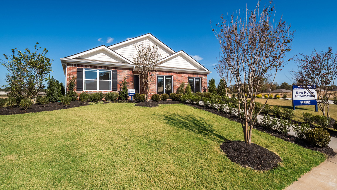 New Homes in Willow Pointe Horn Lake, MS D.R. Horton