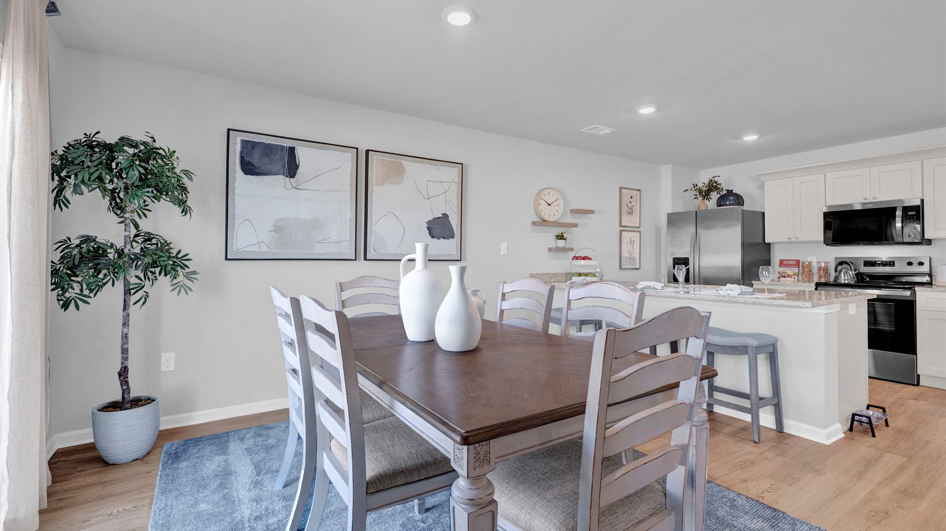 DIning room overlooked by the kitchen area