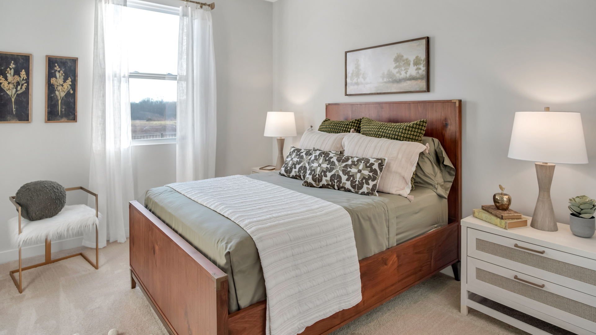 Fifth bedroom comfortably fits a full size bed