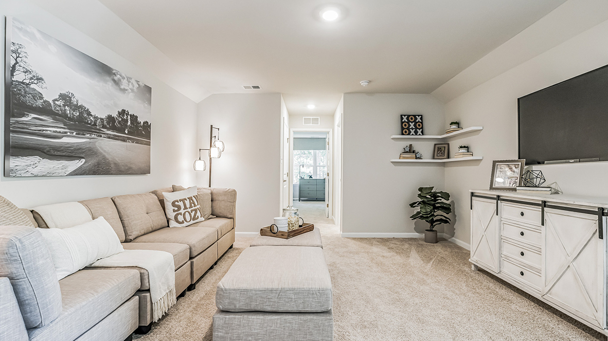 Spacious bonus room perfect for entertaining