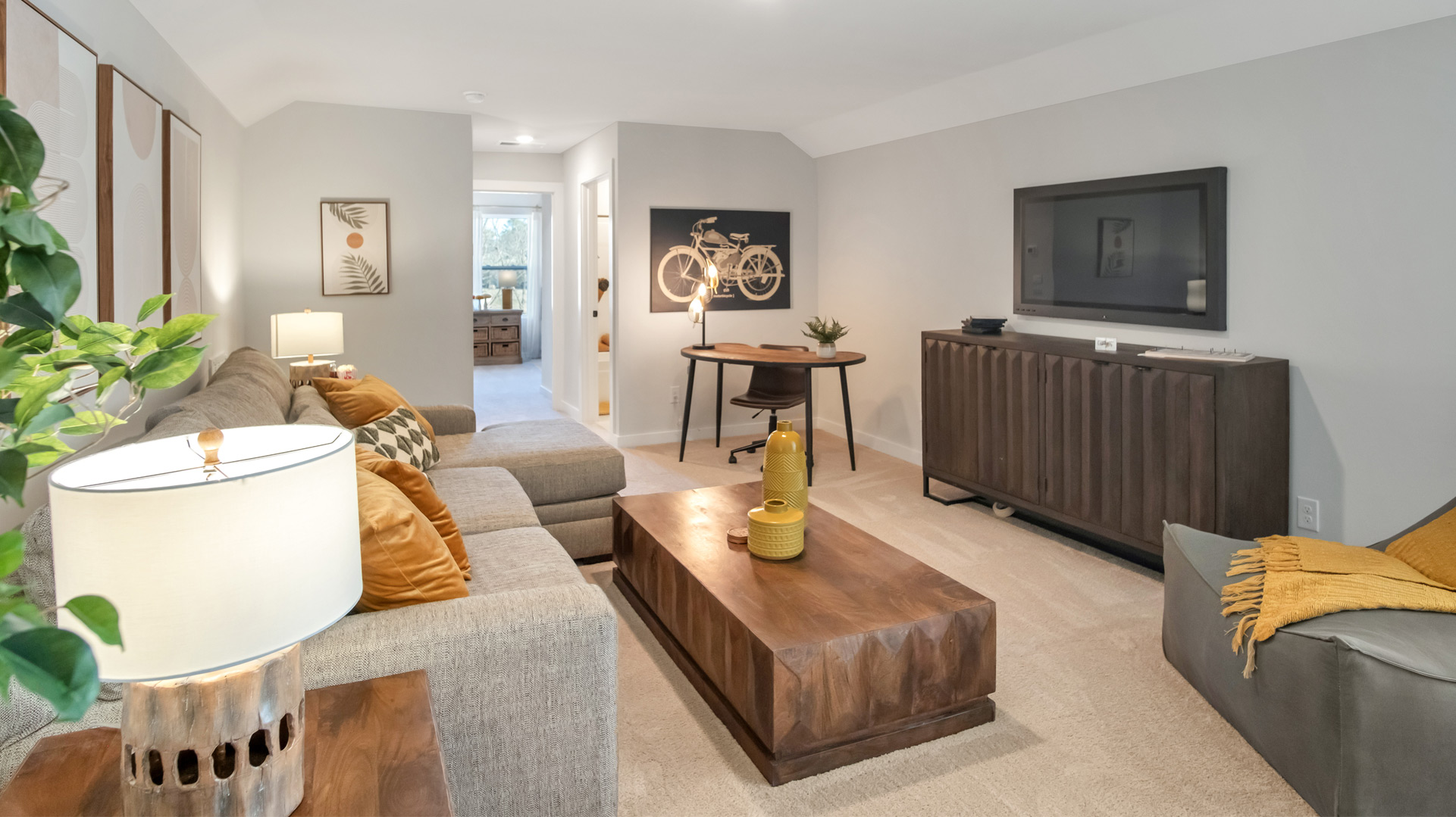 Spacious bonus room perfect for entertaining