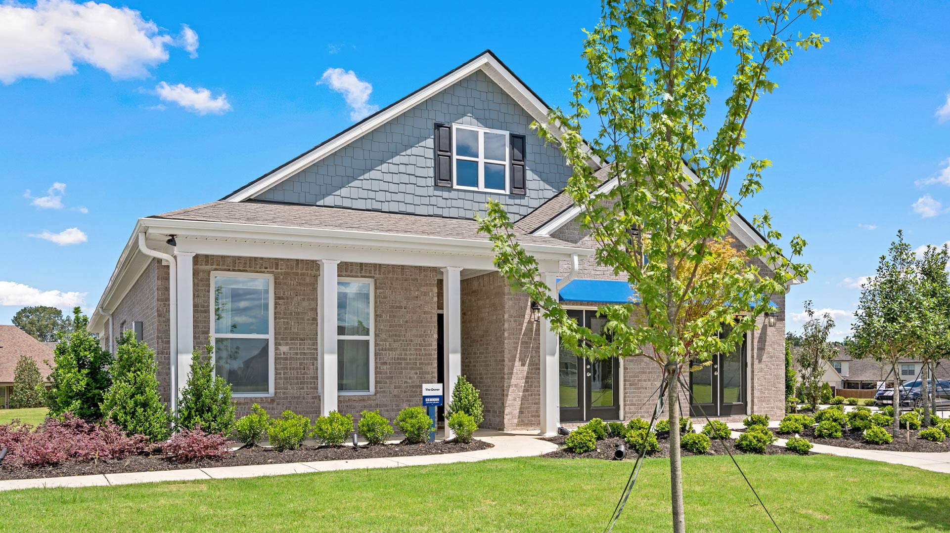 Exterior of the dover model at villages at southbranch