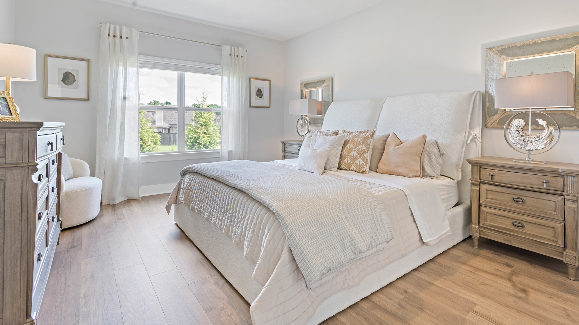 Primary bedroom comfortably fits a king size bed