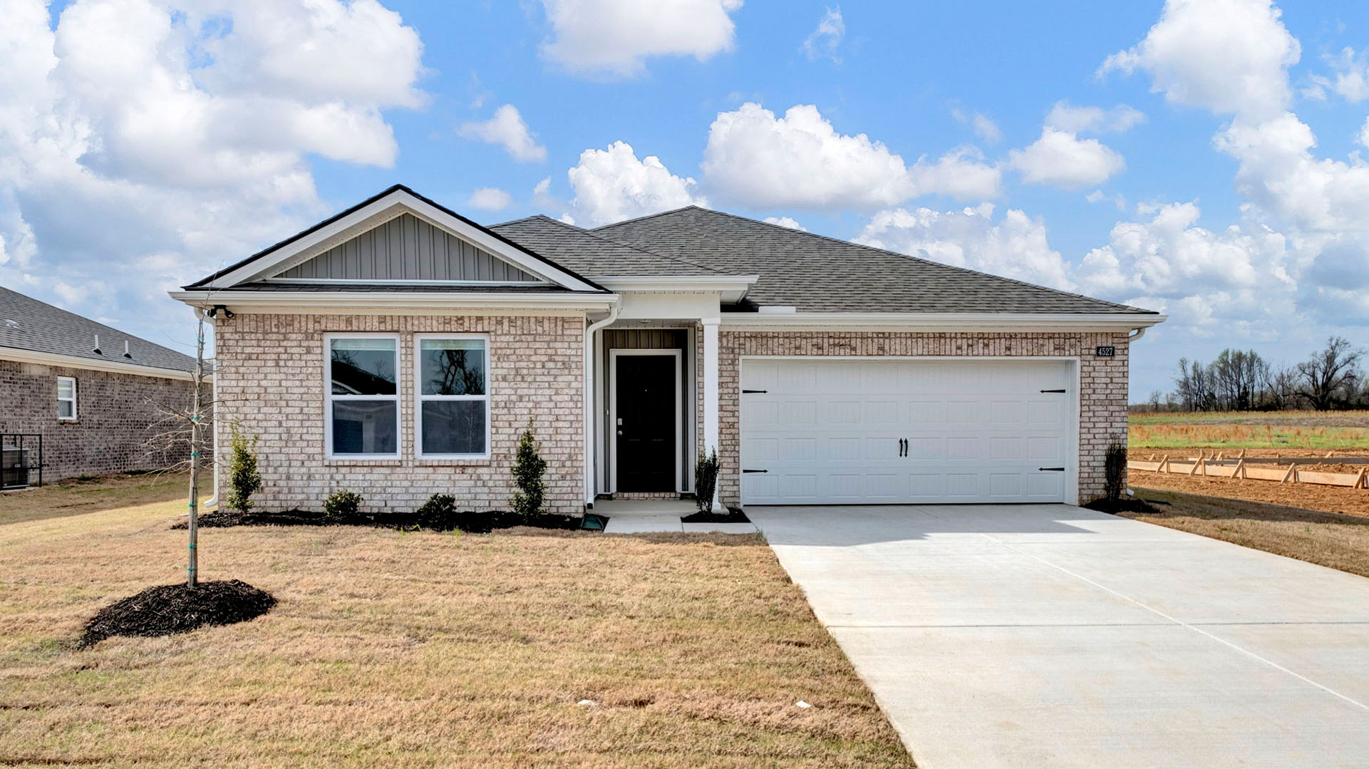 7947 Clove Pasture Drive E exterior