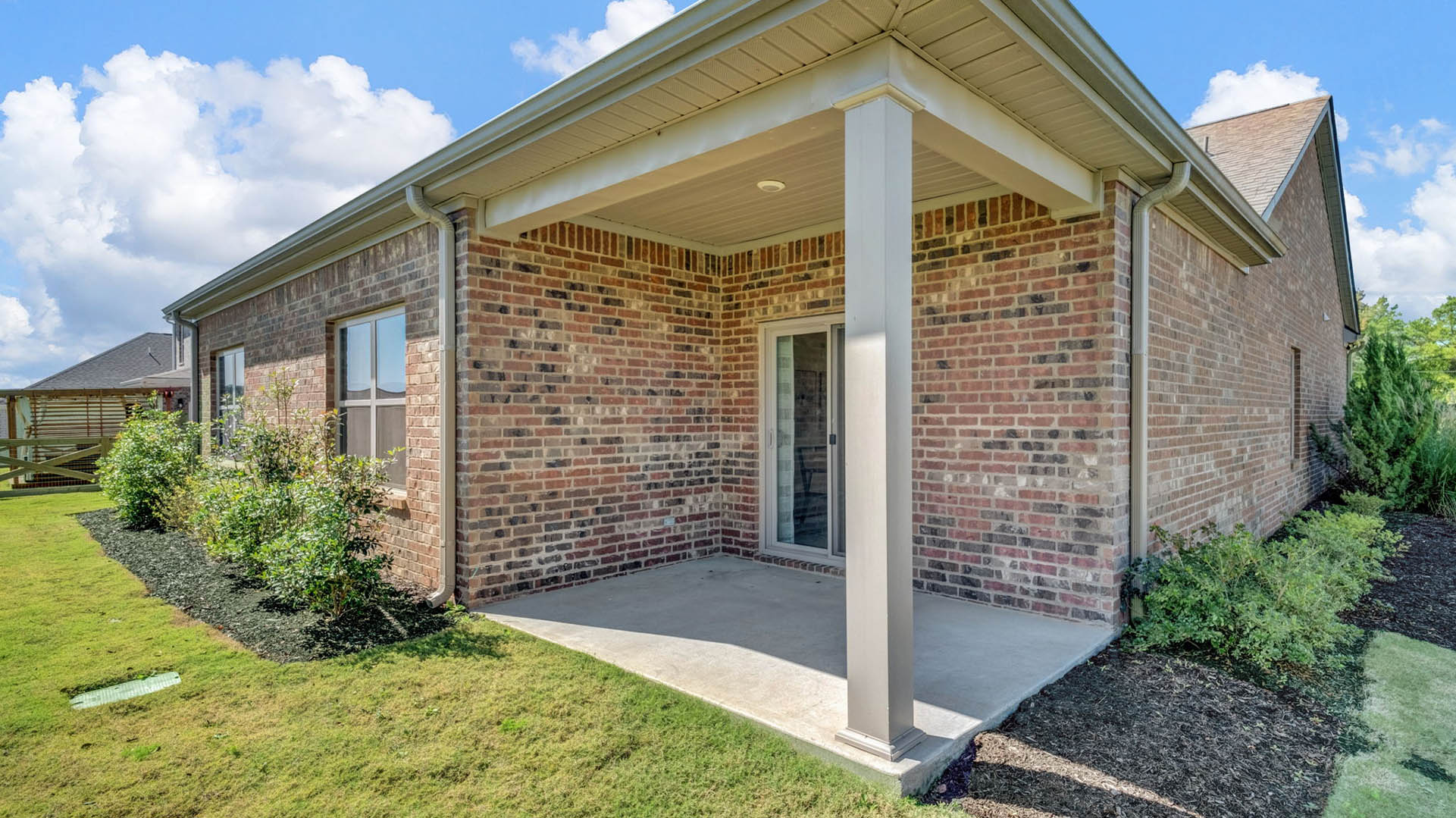 Covered patio perfect for entertaining guests